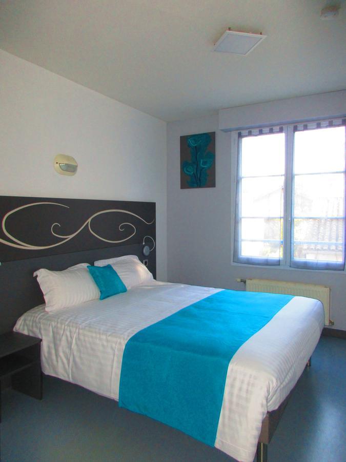Le Clos Albert Loudun Room photo