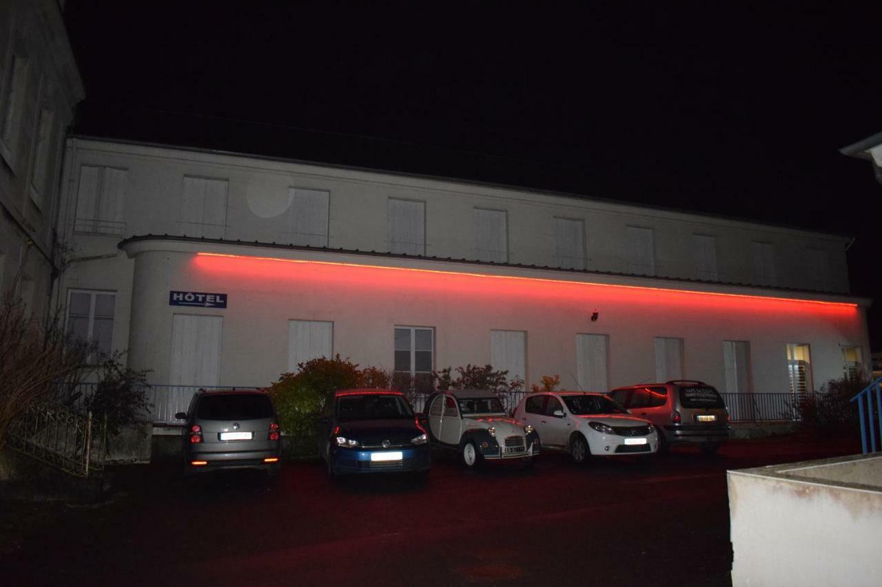 Le Clos Albert Loudun Exterior photo
